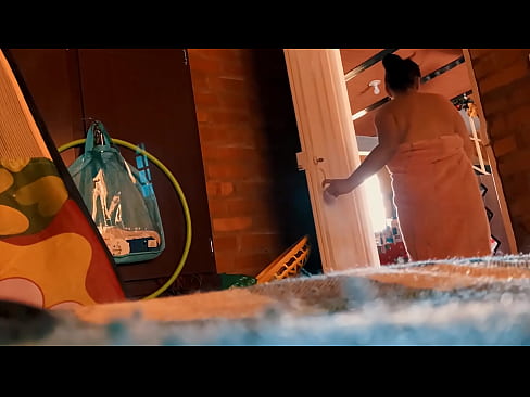 ❤️ મારા કાકા શાવરમાં મારી પાછળ આવે છે, જ્યારે હું સ્નાન કરું છું ત્યારે તે મને ચુદાઈ જાય છે. ️  અમારા પર  ️❤